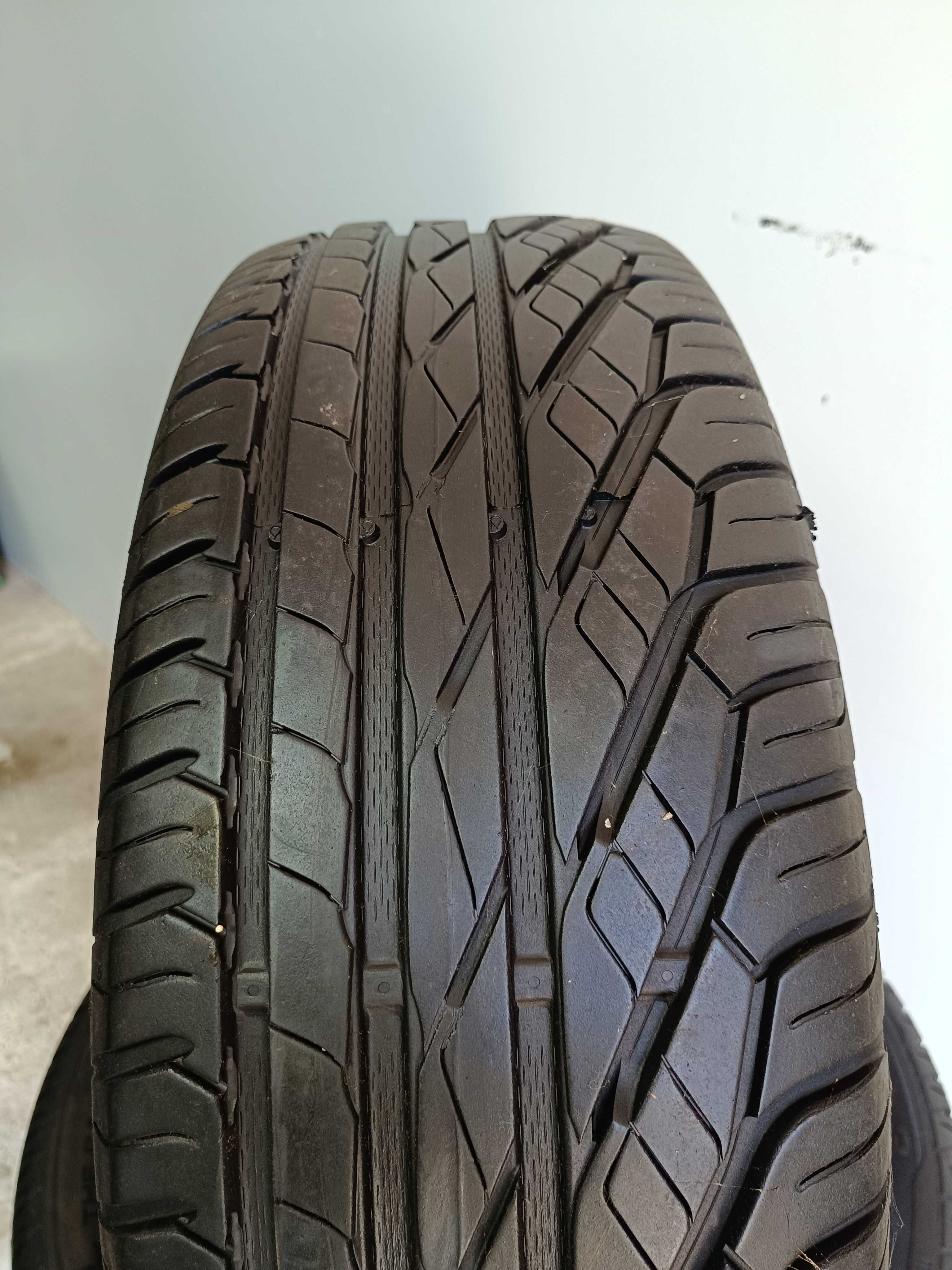 OPONY SUV 215/60R17 Uniroyal Rainexpert 3 . 4szt. DOT 2019