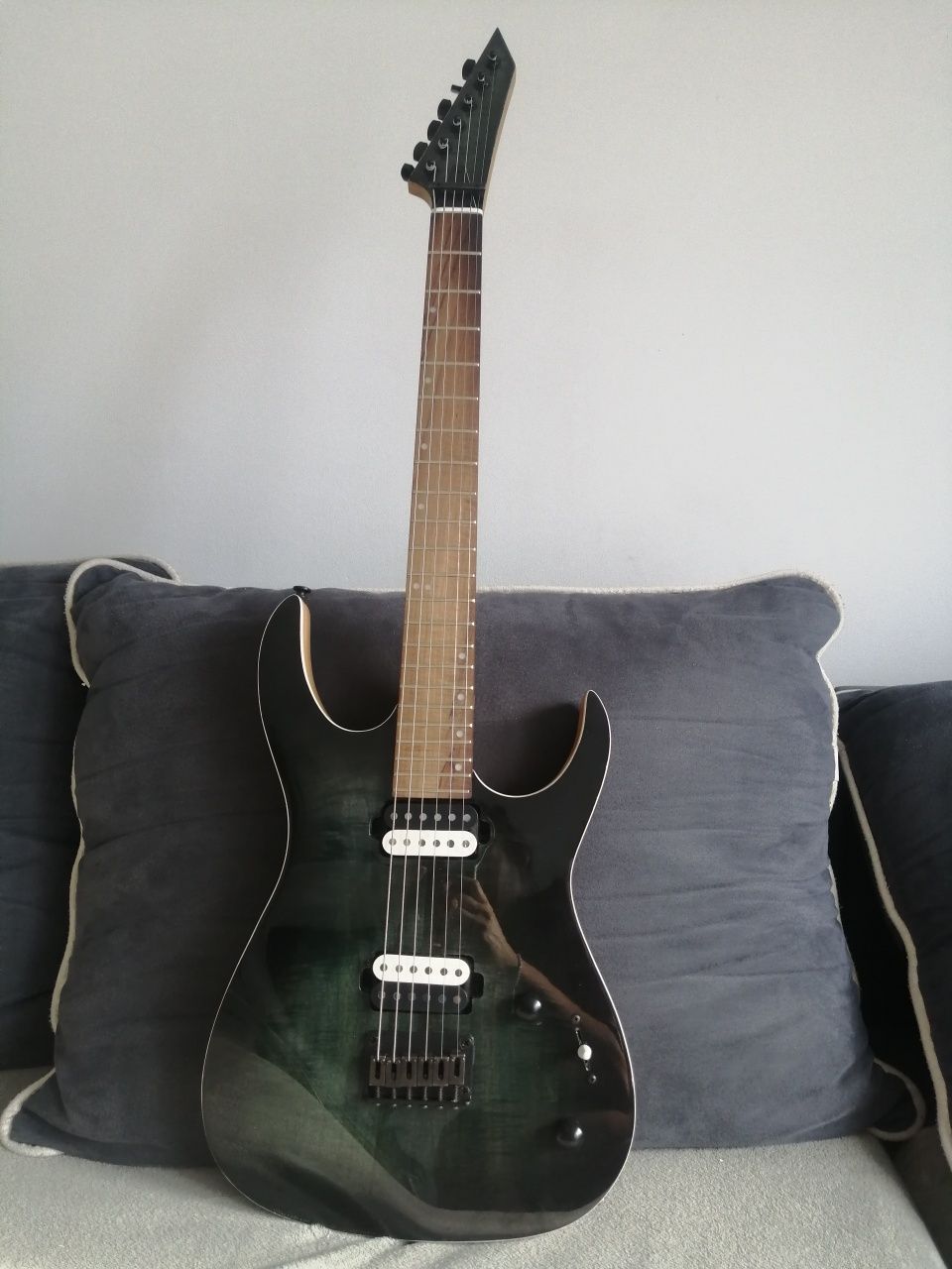 Gitara elektryczna
