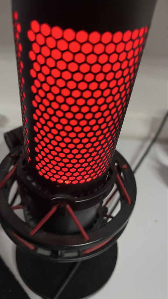 Микрафон HyperX QuadCast