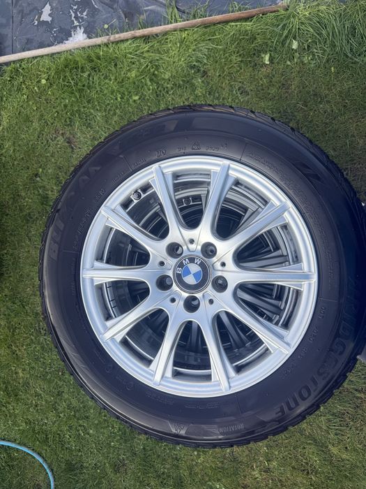 Felgi aluminiowe 16” 6,5Jx16H2 ET38 z oponami zimowymi Bridgestone