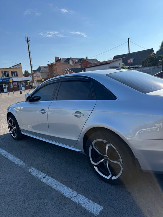 Audi A4 2013 повний привід
