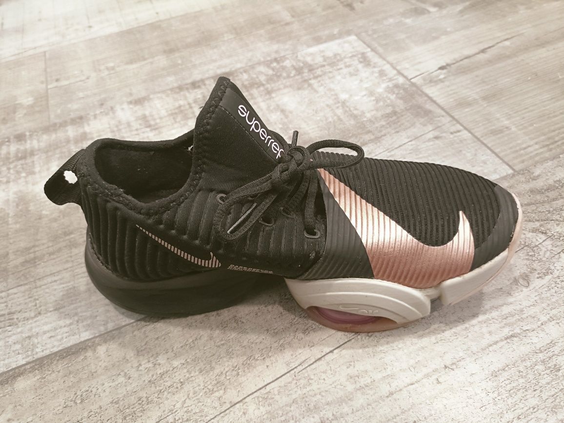 Nike SuperRep 36