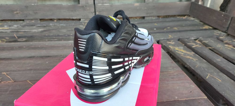 Buty nike tn tuned plus nowe r 42