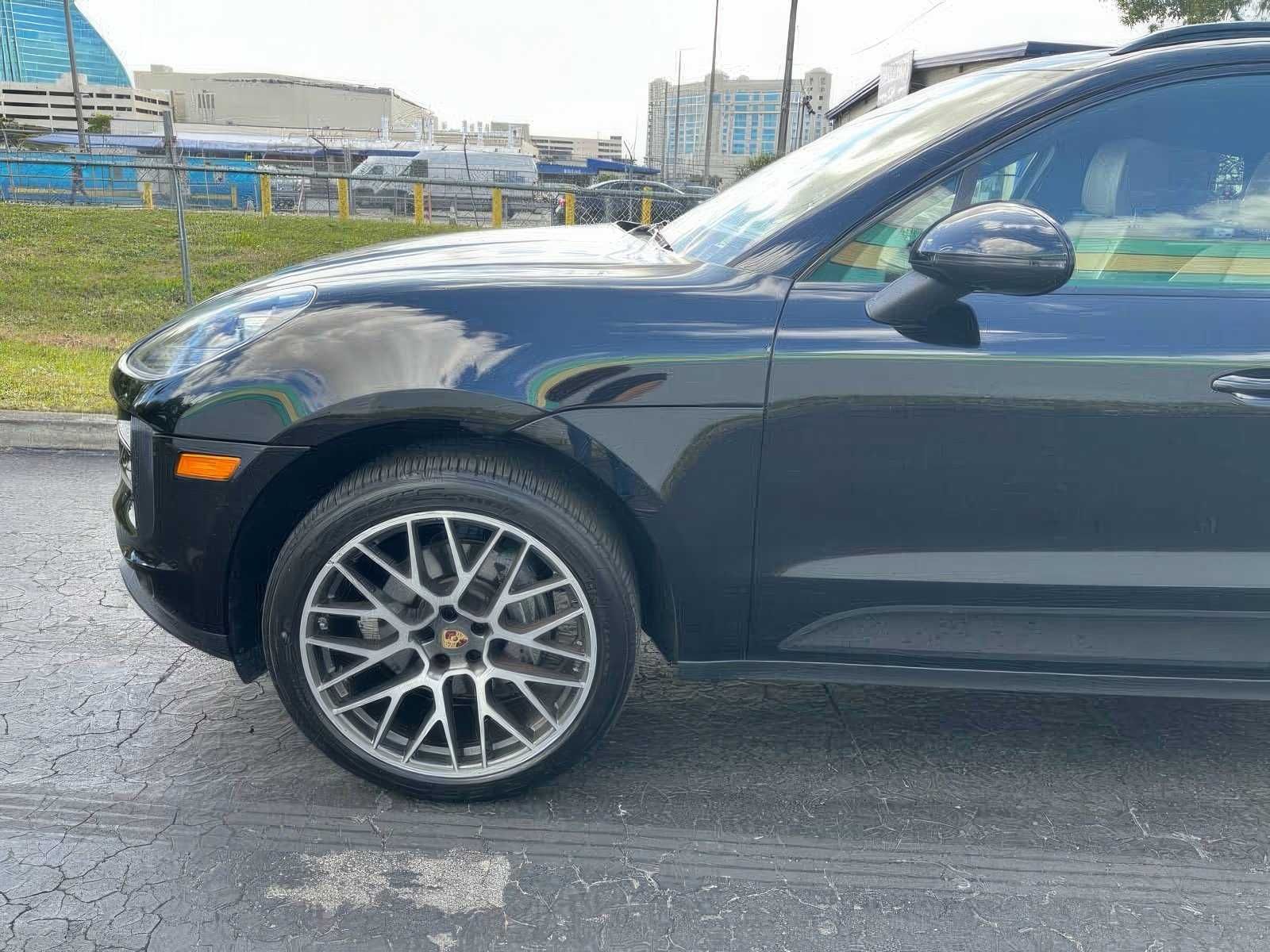 2020 Porsche Macan
