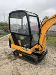 Minikoparka JCB 8015