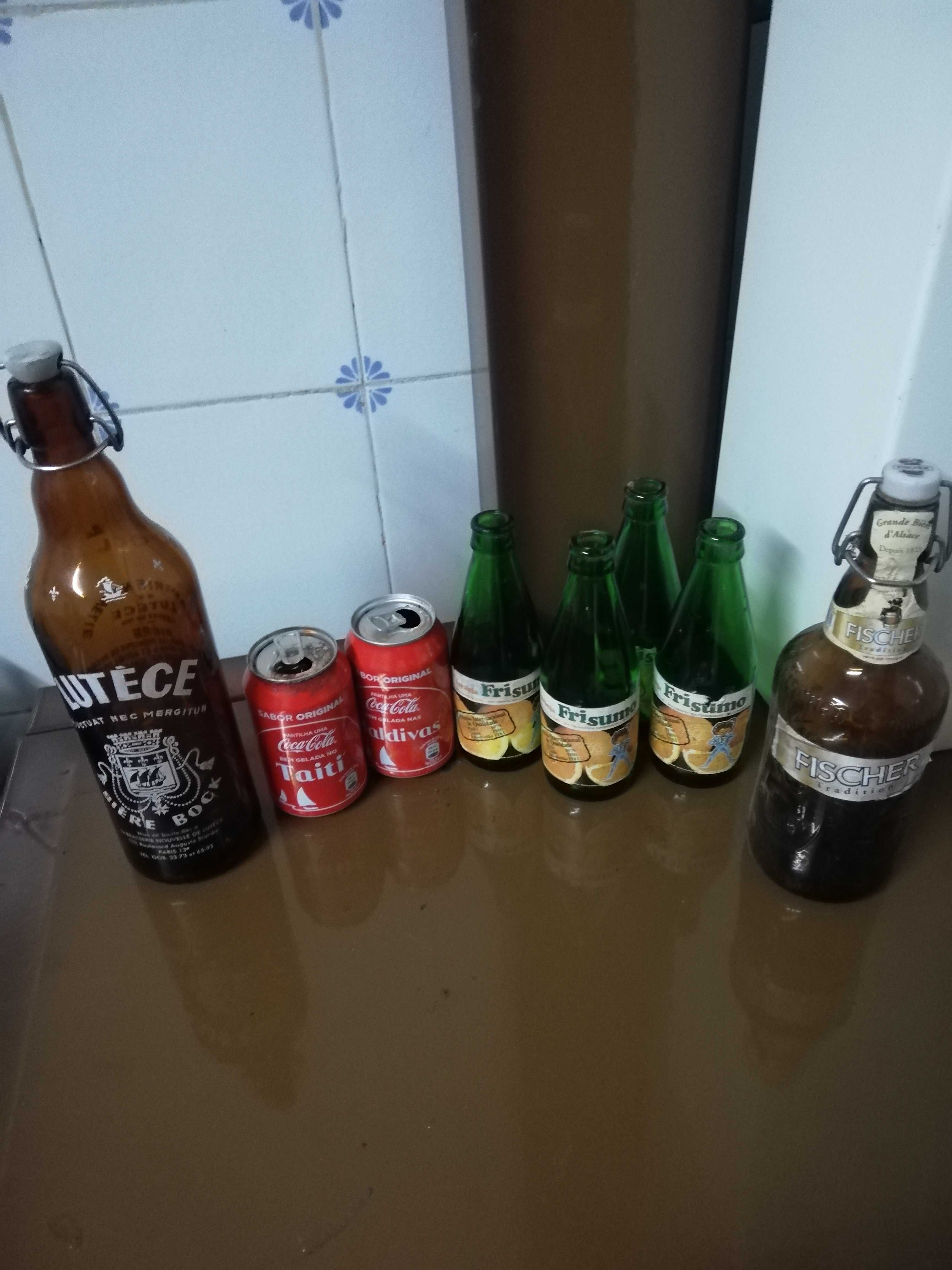 Garrafas antigas frisumo
