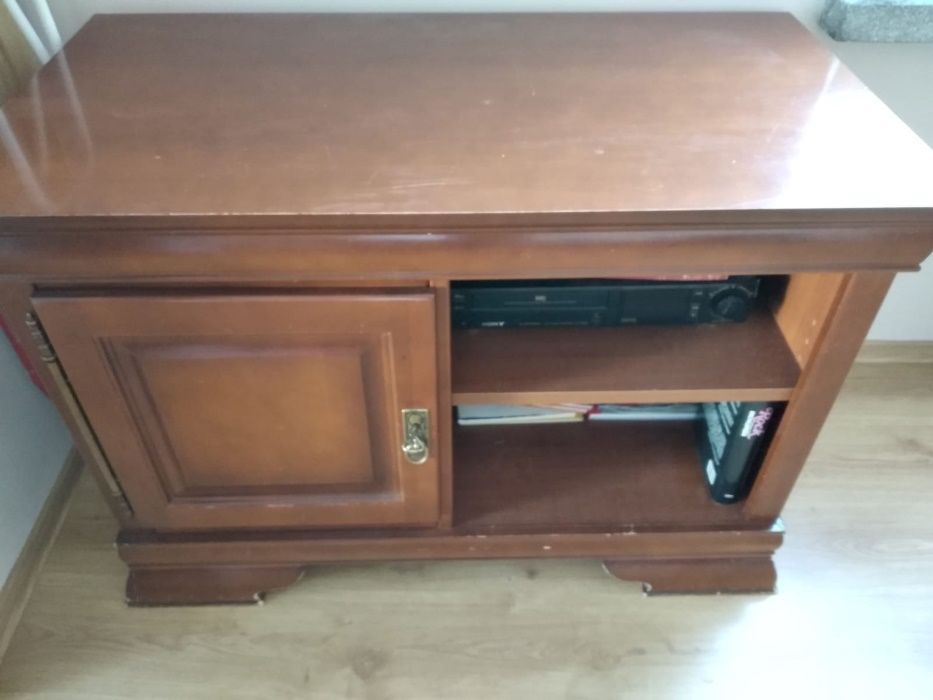 Szafka pod telewizor