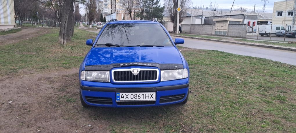 Skoda Octavia tour universal