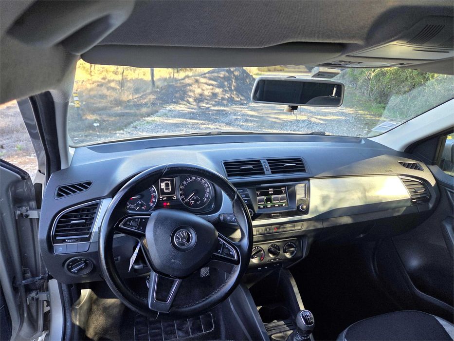 Skoda Fabia Break 1.4 TDI Livro de revisões completo