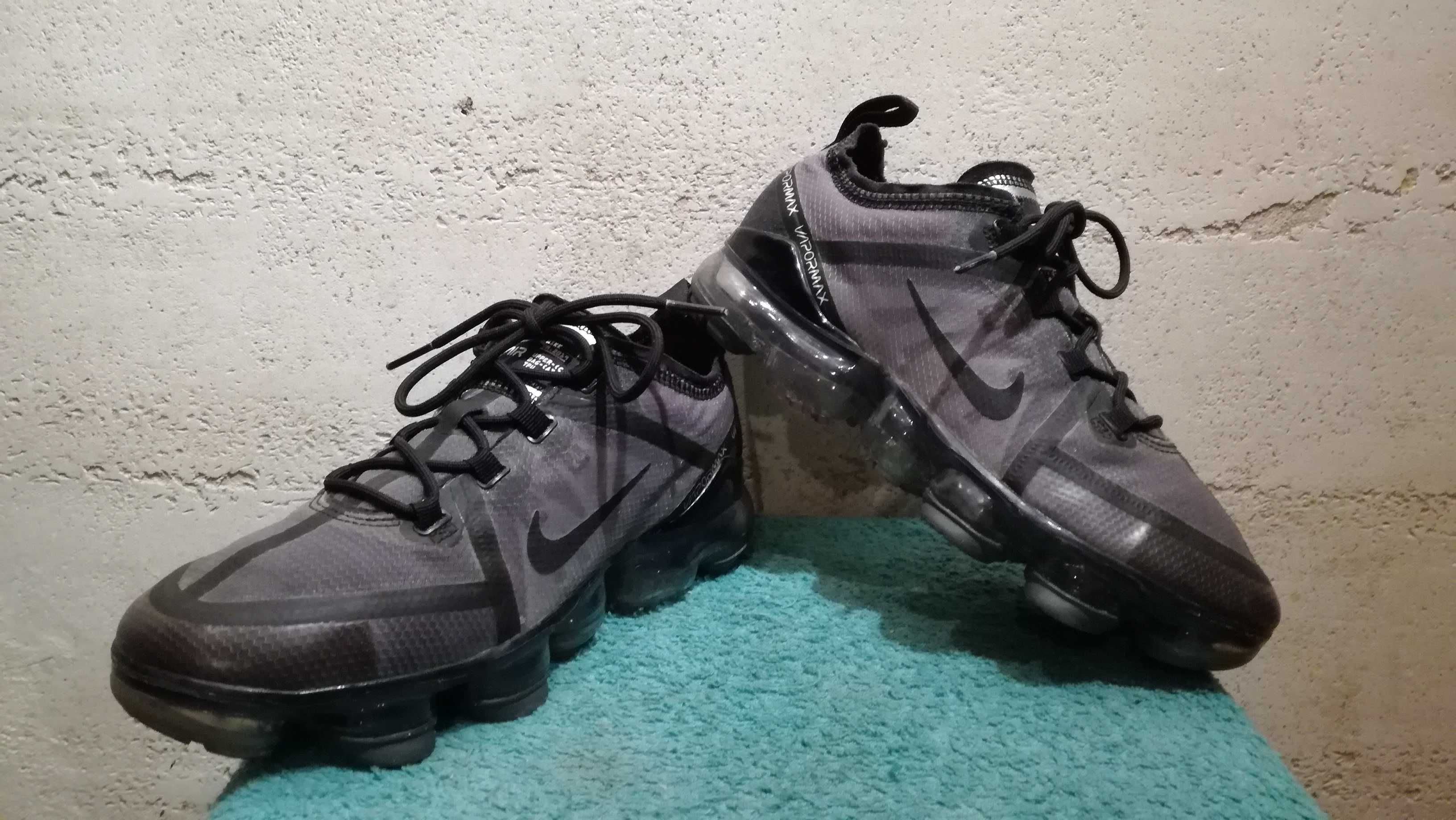 Sneakersy NIKE AIR VAPORMAX 2019 r.38 stan bardzo dobry