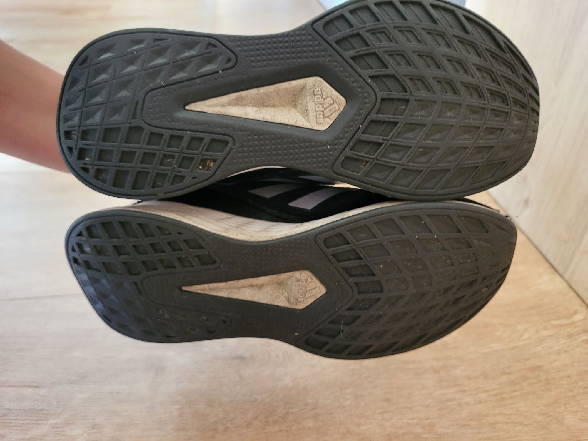 Adidas 37/23 cm buty sportowe sneakersy