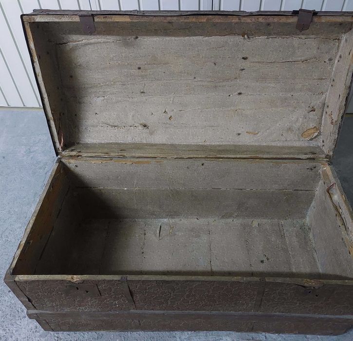 Chest / Trunk / Footlocker - Centenary Collection64287069502210124