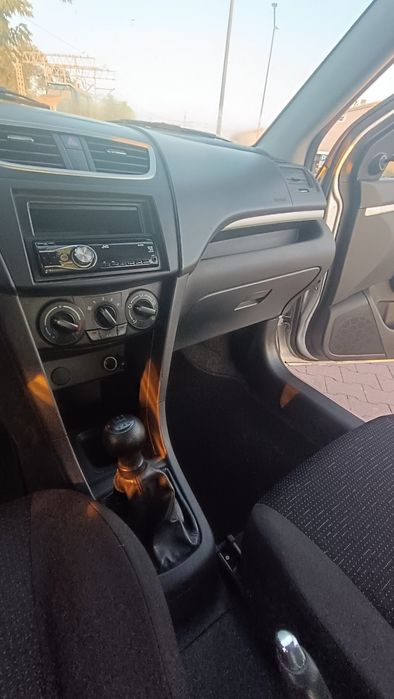 Suzuki Swift 1.2 benzyna 2012