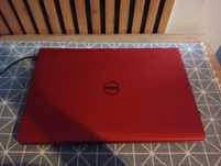 Laptop DELL czerwony