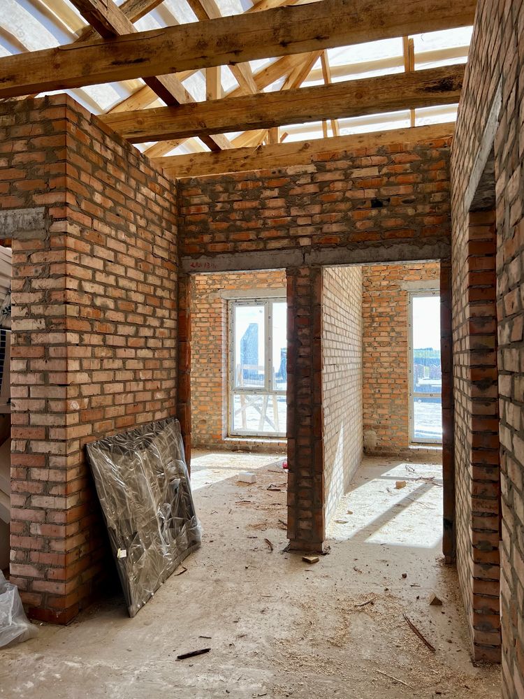 Котедж двоян (на 2 сімʼї). Від забудовника. Знаходиться за Епіцентром