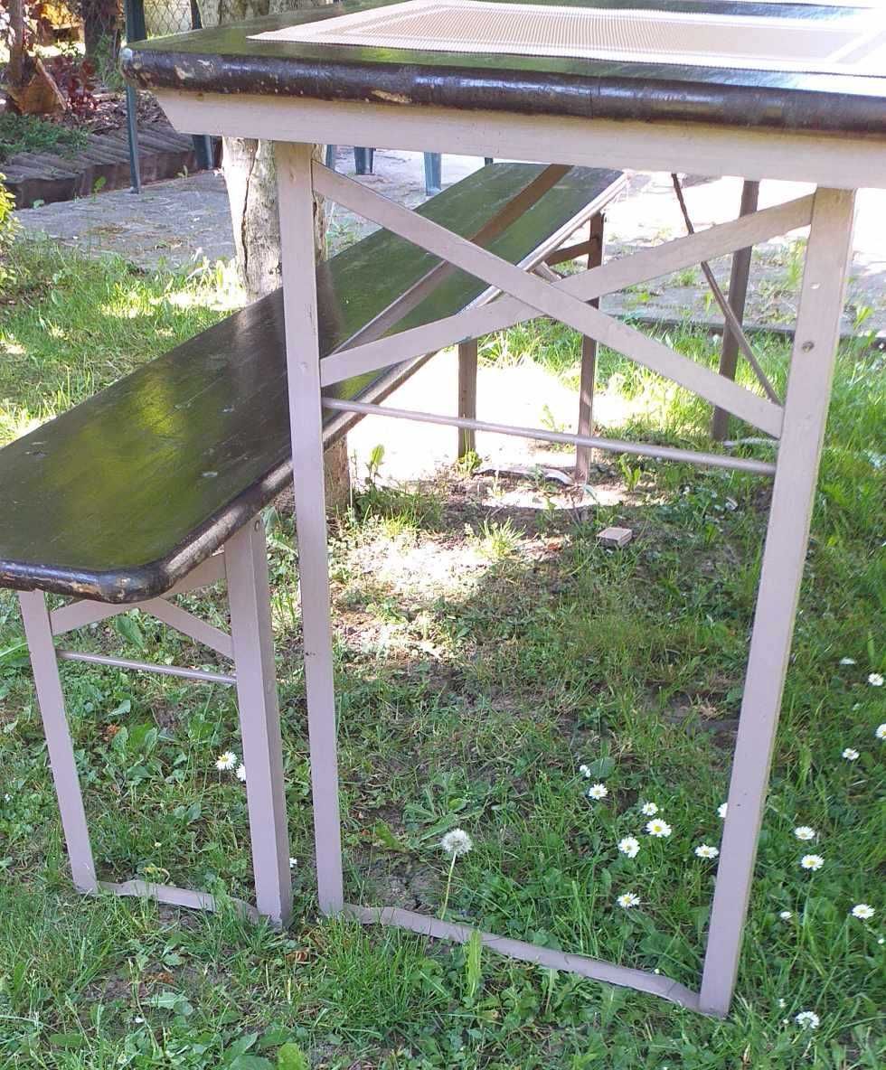 Zestaw ogrodowy, stół i dwie ławy, drewniany