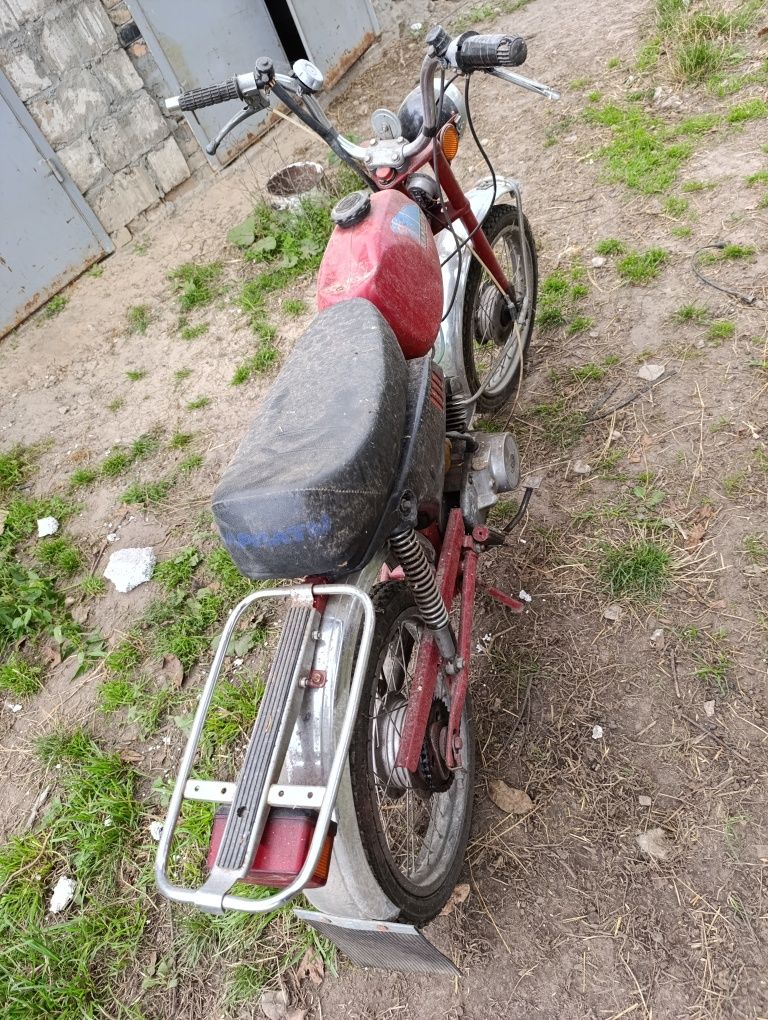 Продам мопед Карпати