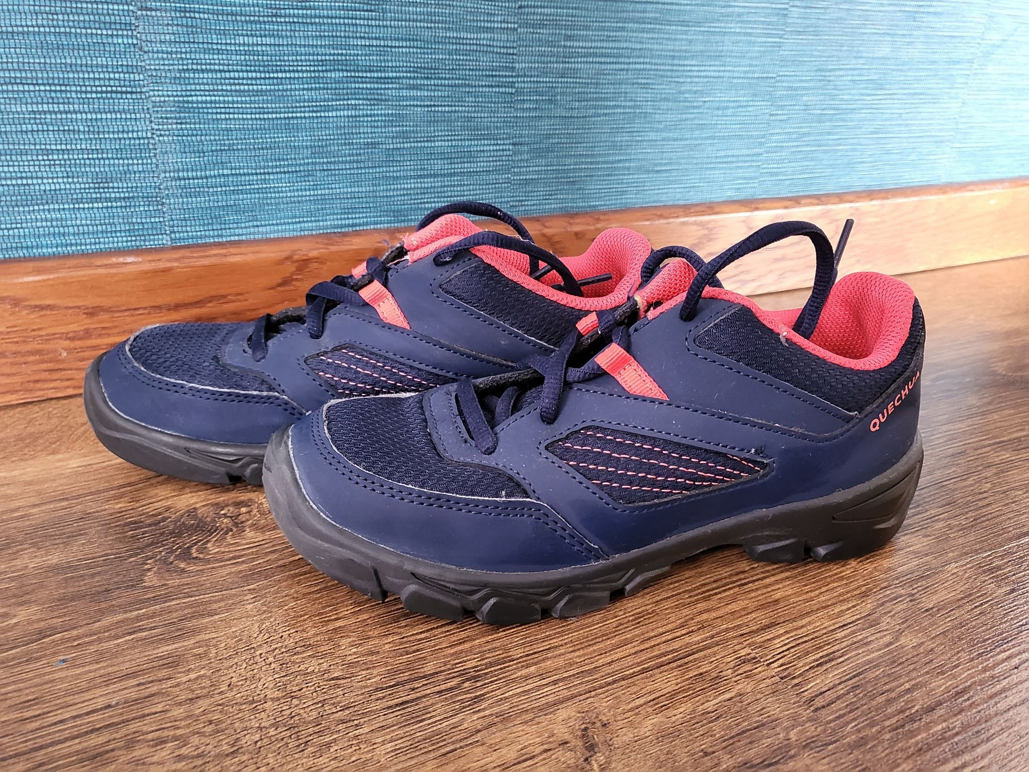 Buty sportowe trekking 35