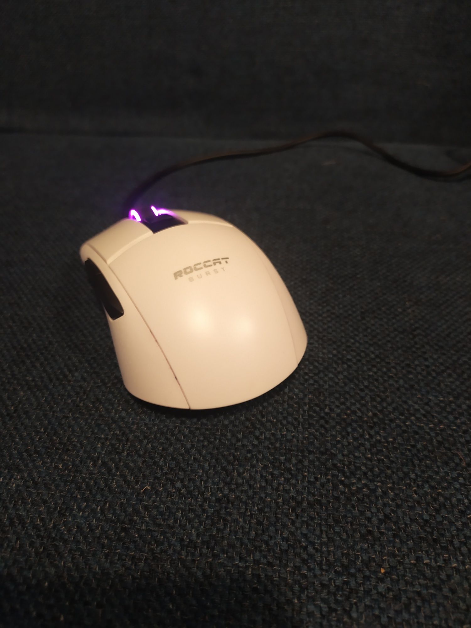 Mysz gamingowa Roccat Burst Core Aimo biała