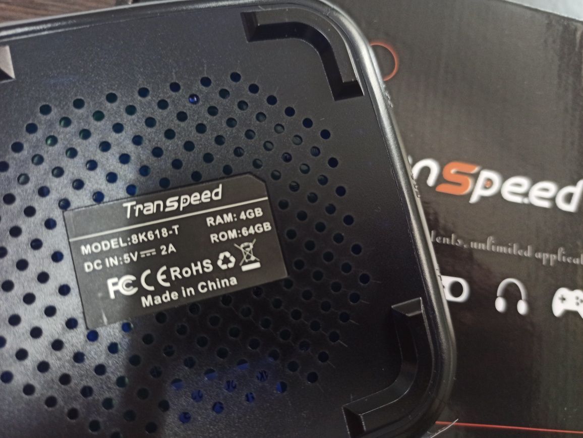 Андроїд приставка Transpeed 4/64 ГБ.