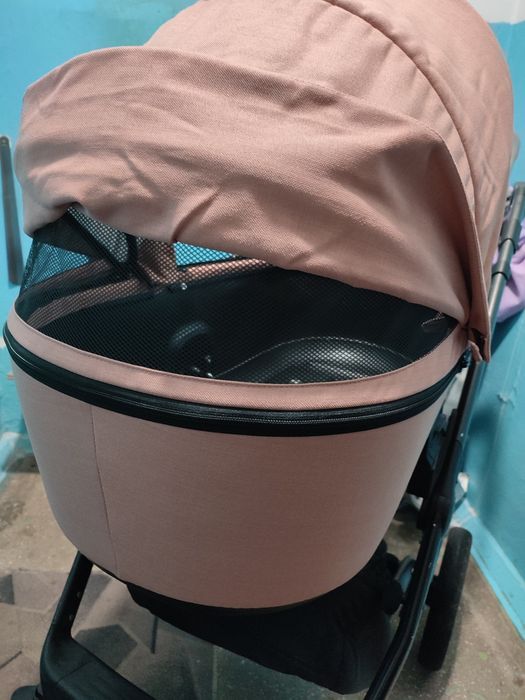 Універсальна коляска 2 в 1 Roan Bass Next