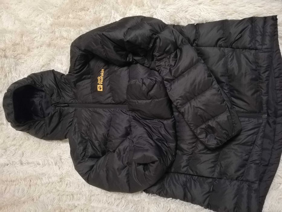 kurtka puchowa Jack Wolfskin M 38 czarna kurtka puchowa M 38 700 cuin