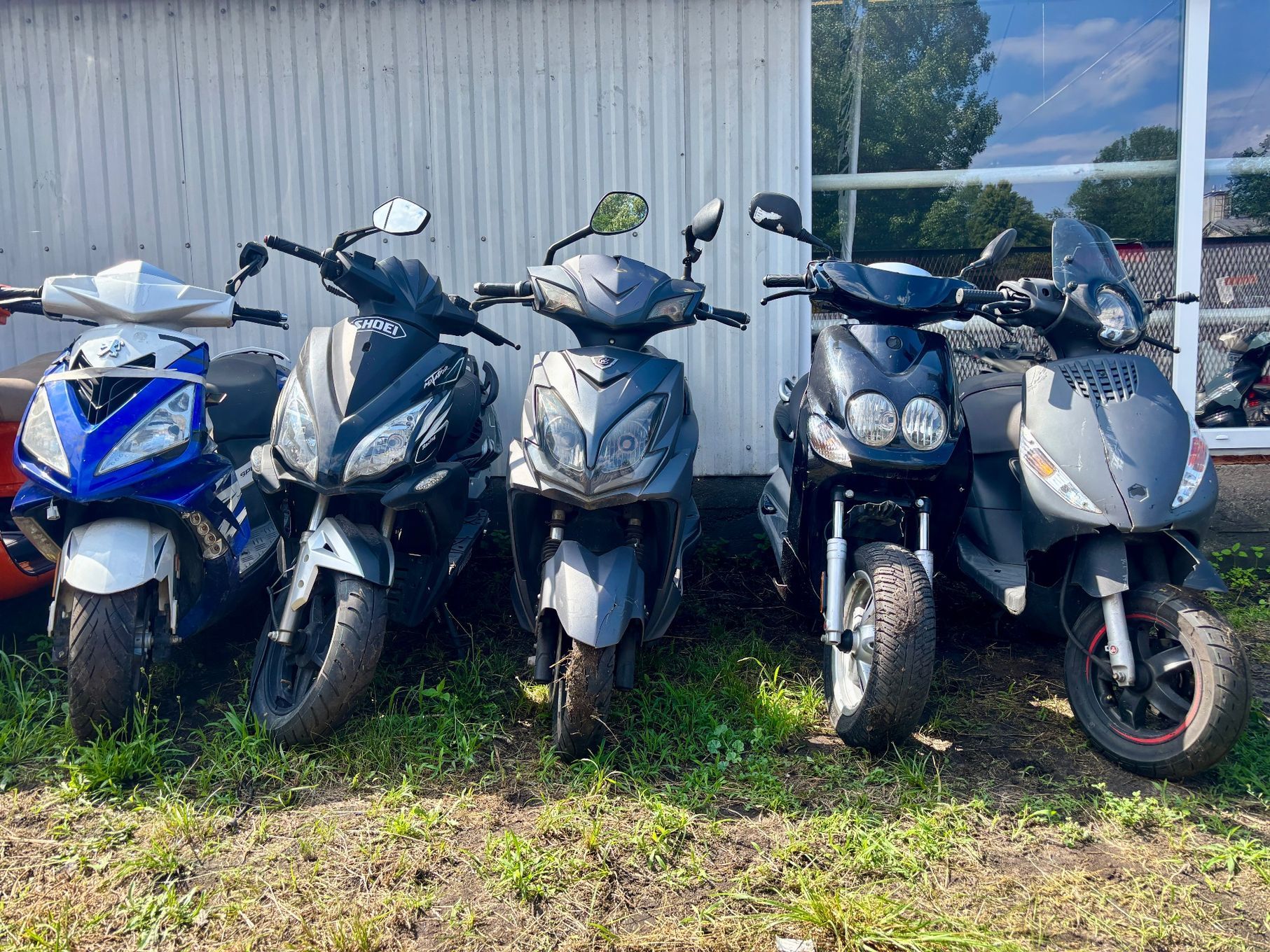 Peugeot Speedfight Pakiet skuterów 50 cc - Okazja! Vespa Ovetto Piaggio Zip Kisbee
