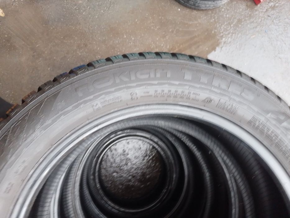 Продам покришки nokian snowprof 2 suv 225 55 4 шт