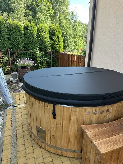 Balia ogrodowa, jacuzzi