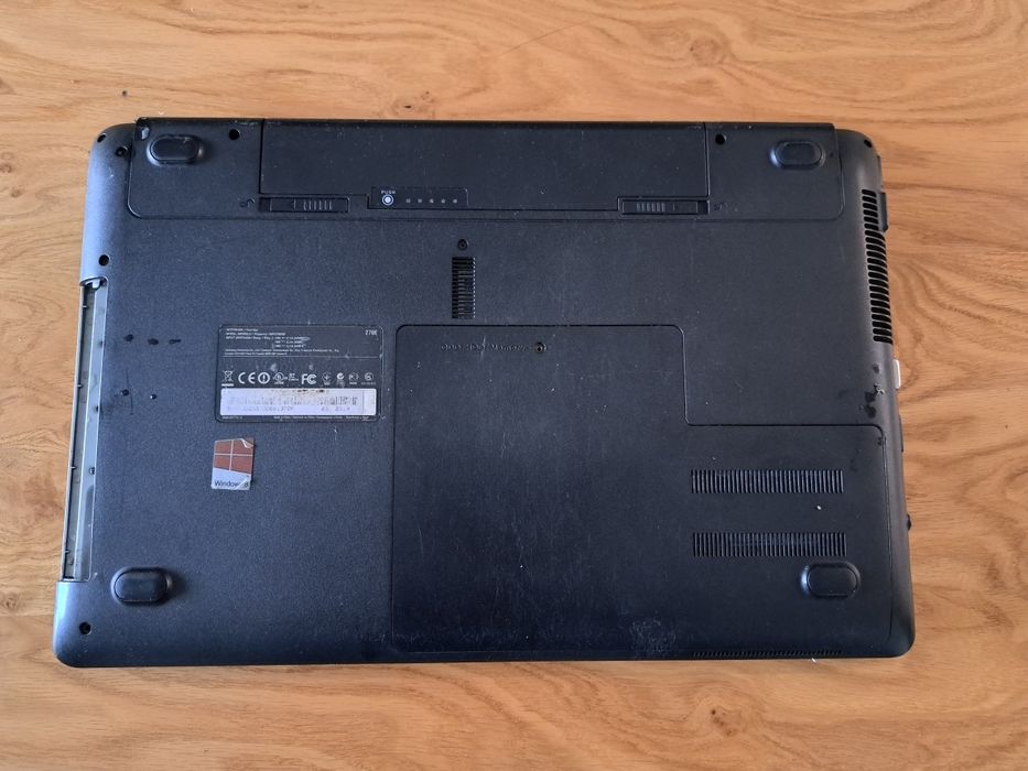 Laptop Samsung NP270E5E bez dysku