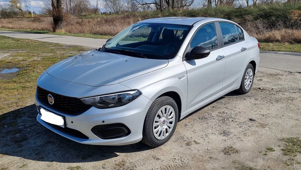 Wynajem wypożyczalnia samochodów osobowych