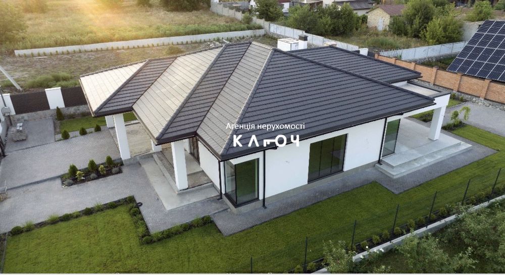 Продаж якісного, сучасного та стильного будинку