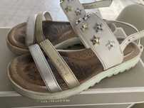 buty dla dziewczynki firmy Geox rozm.31