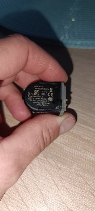 Czujnik ciśnienia w  kołach Schrader Astra J