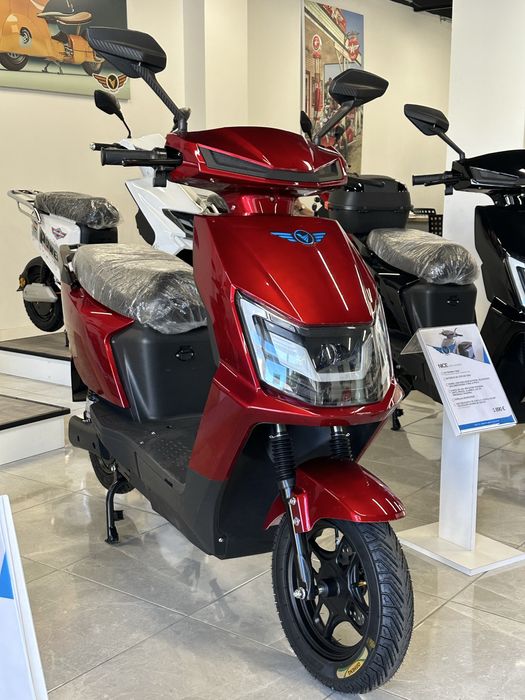 SCOOTER TOPO DE GAMA,sem carta,NOVA 0km,bateria de lítio,TESTE VCMESMO