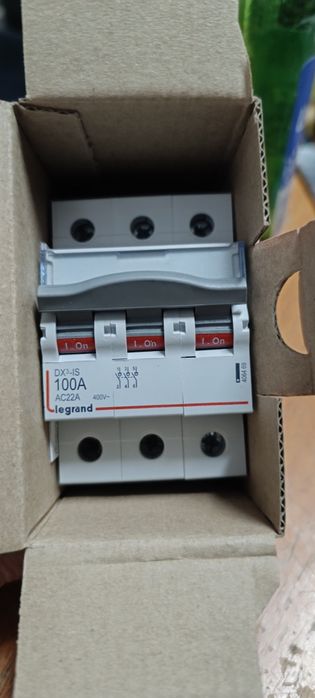 Rozłącznik Legrand 100a FR300