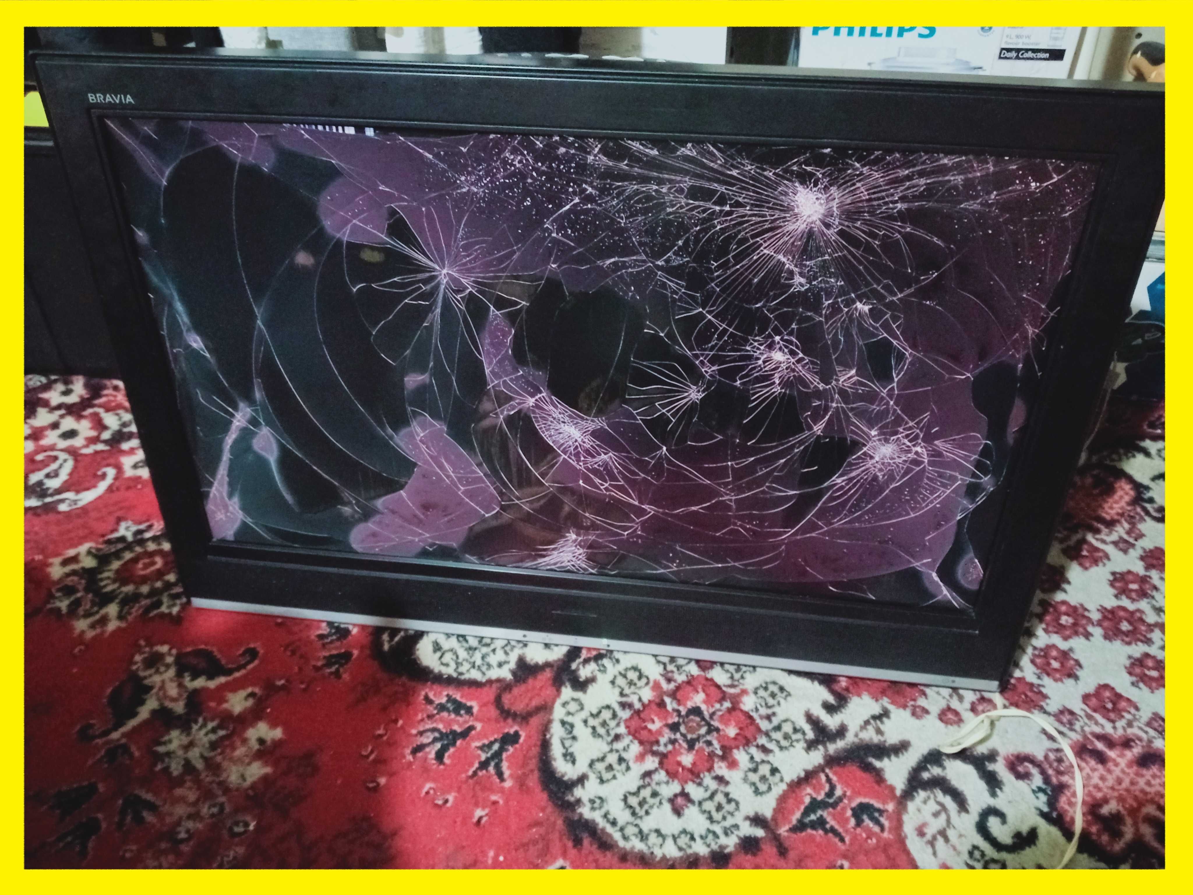 Sony Bravia KDL-32S3000.Działa.Tylko Rozbita matryca.Części.Wysyłka.