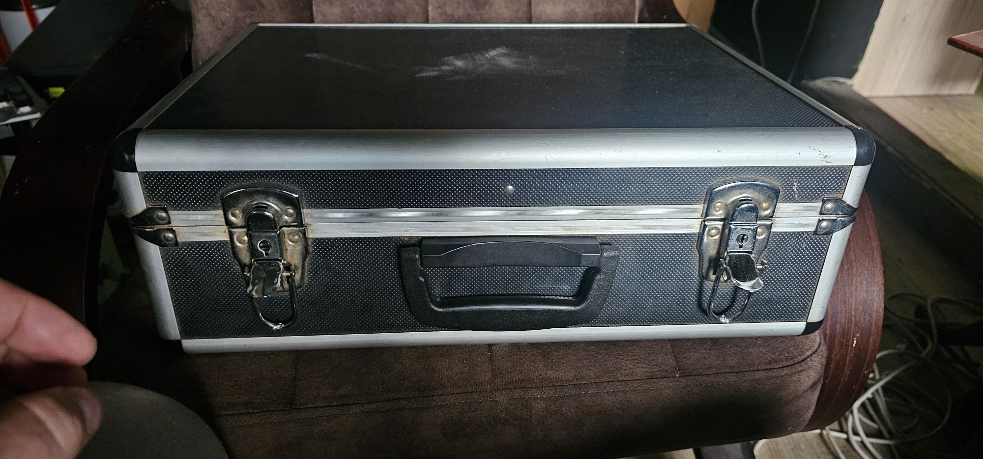 Glosnik DJ Skytec sp 1200 i mokrofon ɓezprzewodowy