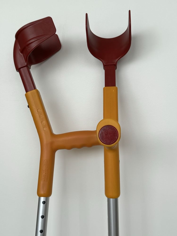 Muletas criança (cor)