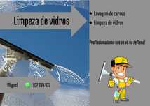 Limpeza de vidros e lavagem de carros