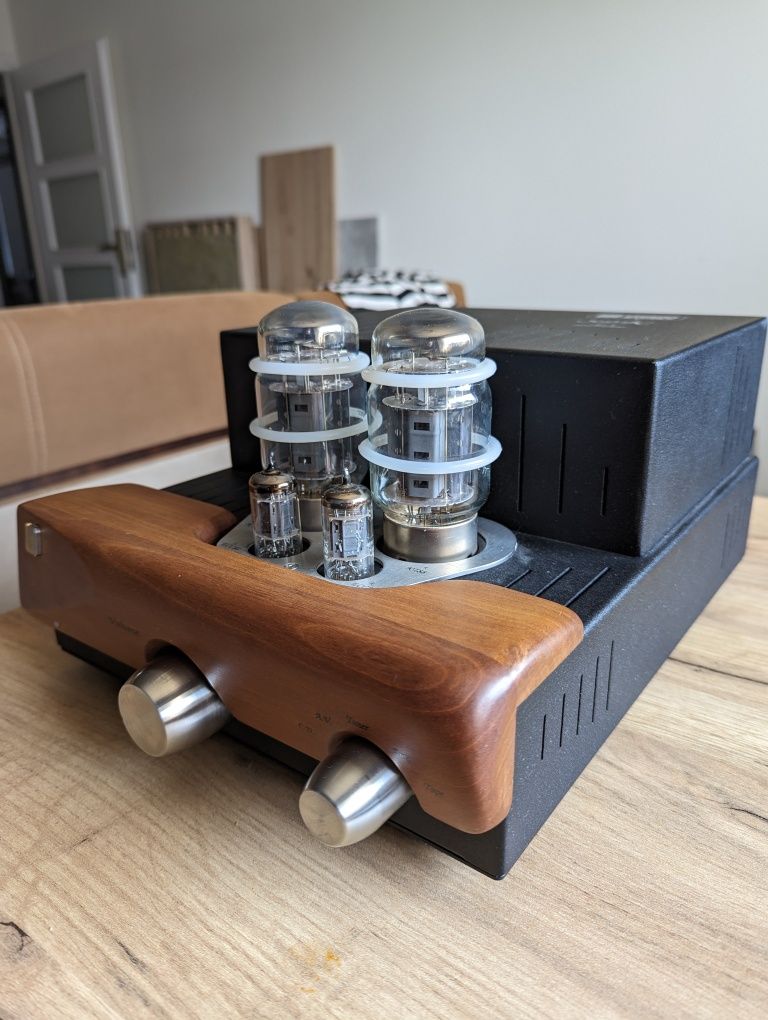 Rezerwacja Unison Research S2k Kt88 jak Preludio,Pilot  Nos Telefunken