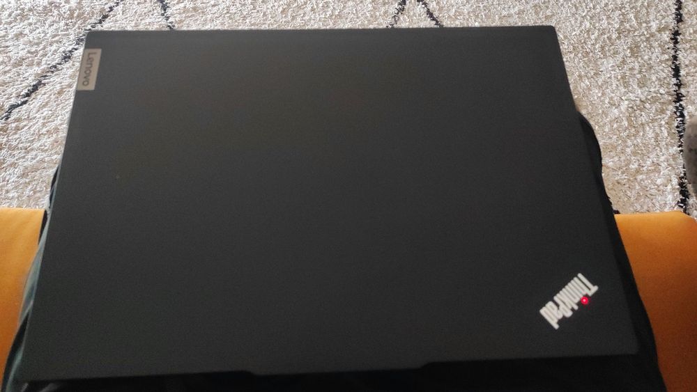 Lenovo trinkpad 16 GB de Ram placa gráfica de 128mb 512 de armazenamen