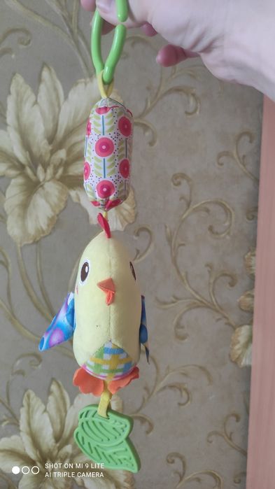 Продам іграшку на коляску