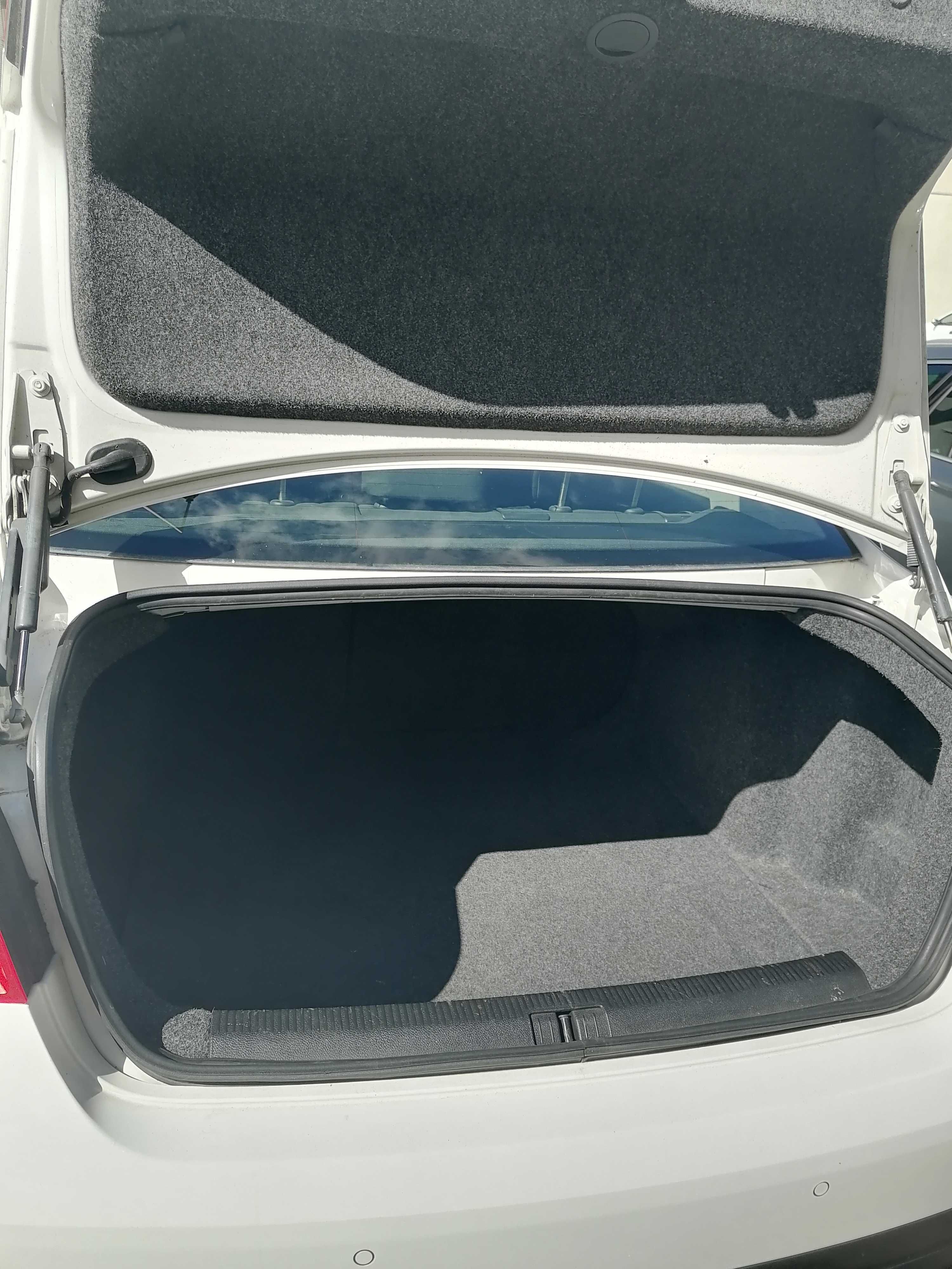 volkswagen vw  TDI 105 cv nacional livro revisões  e 280 000 kms