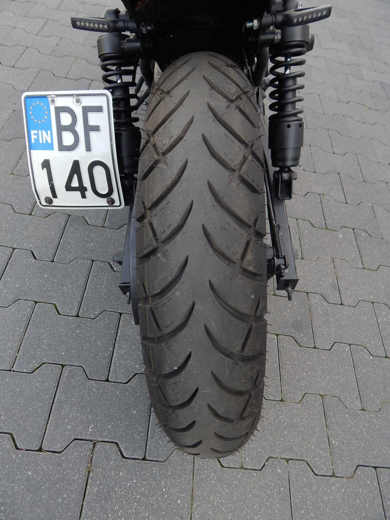 Honda Rebel 125 Custom