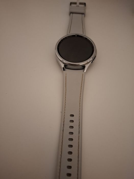 Samsung Galaxy Watch6 Classic 47 mm Metal Prateado