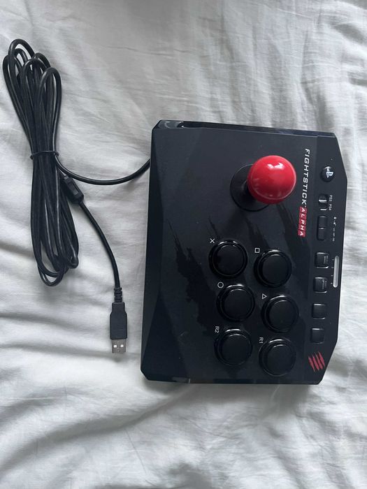 Mad Catz Street Fighter V Arcade FightStick Alpha ps4 ps5 ps3 pc