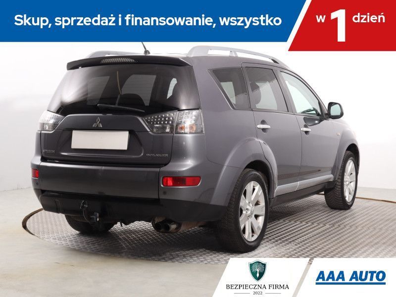 Mitsubishi Outlander 2.0 DI-D, 7 miejsc, Xenon, Klimatronic, Tempomat,