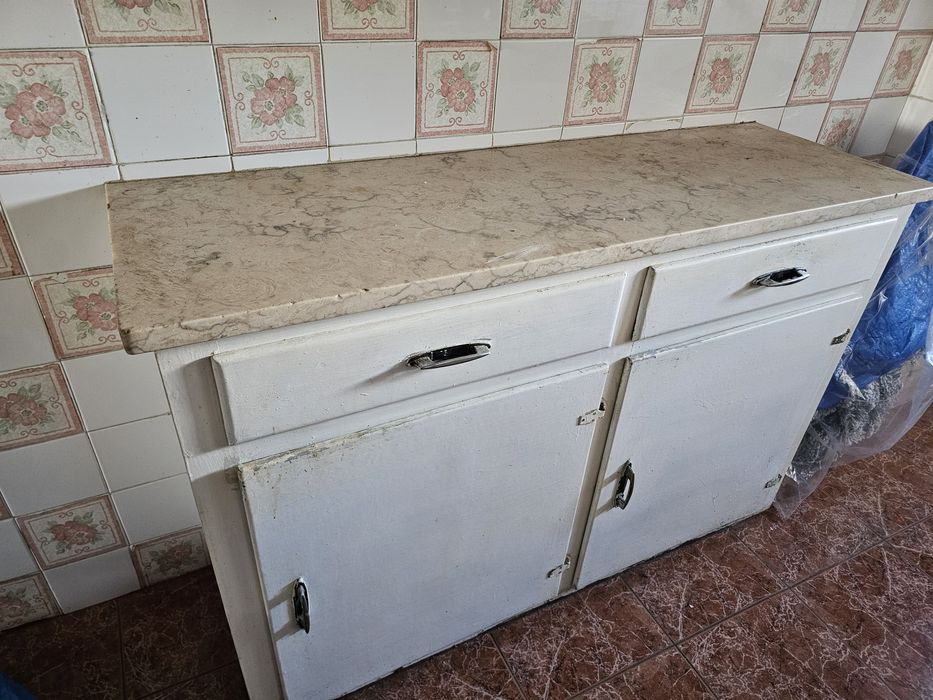 Vendo Pedra marmore antiga com movel