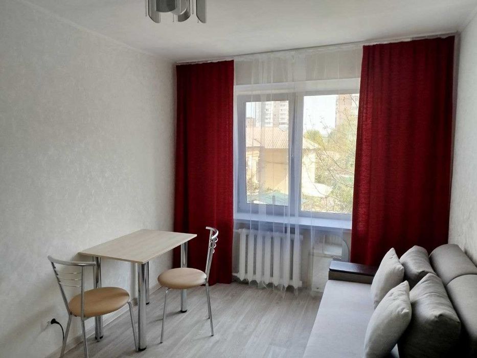 Здам в оренду кімнату в гуртожитку, р-н 700-річчя, вул. Гоголя, 555.